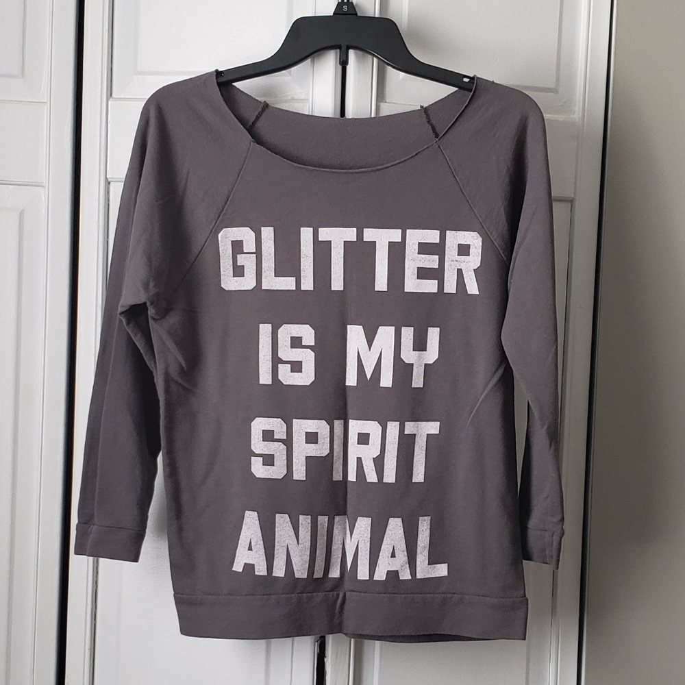 Small lightweight sweatshirt